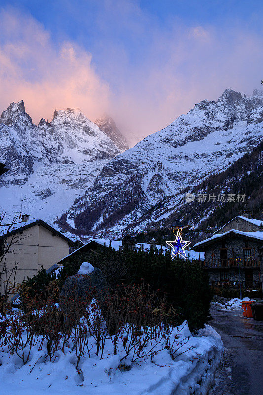 Entrèves mountain alps town at dawn